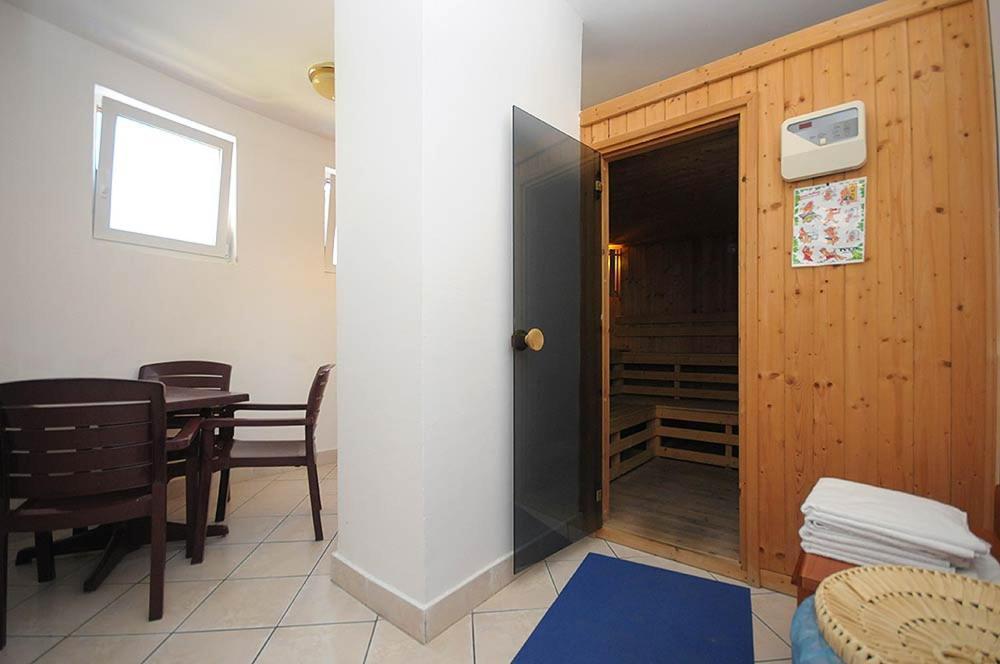 Hotel Aquamarin Budva Eksteriør bilde