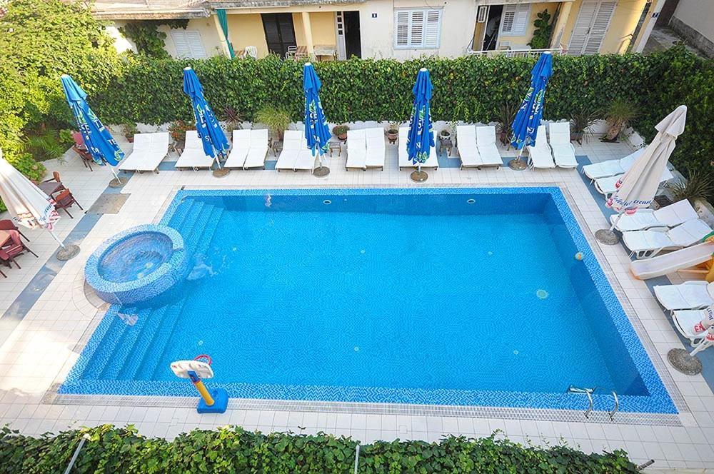 Hotel Aquamarin Budva Eksteriør bilde