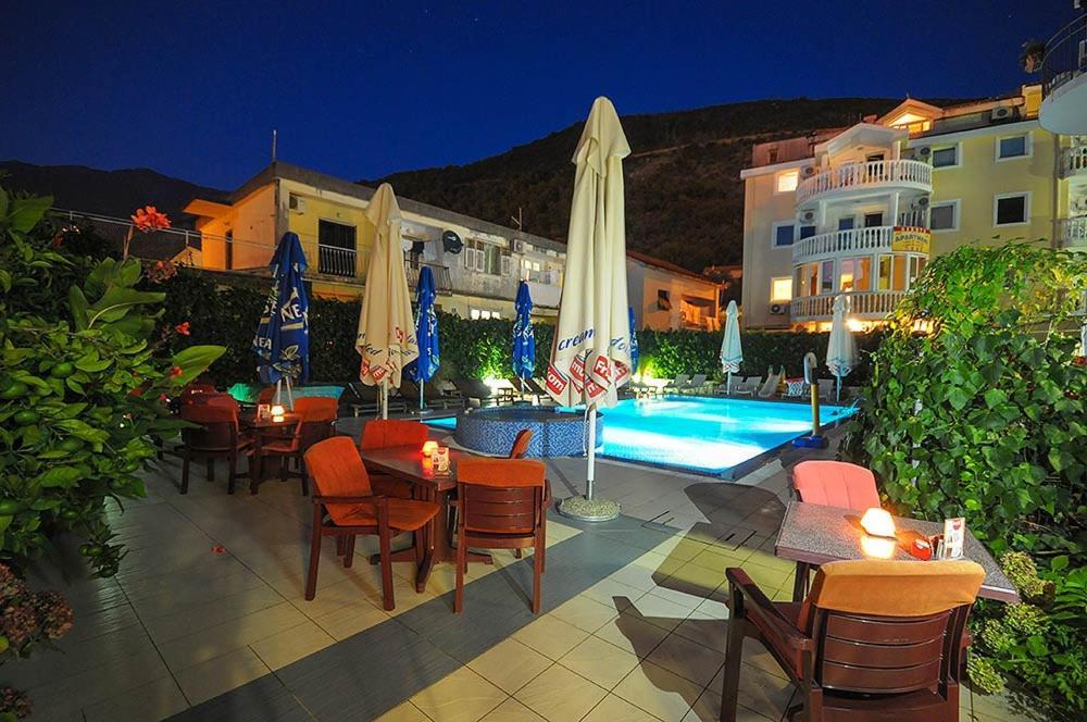 Hotel Aquamarin Budva Eksteriør bilde